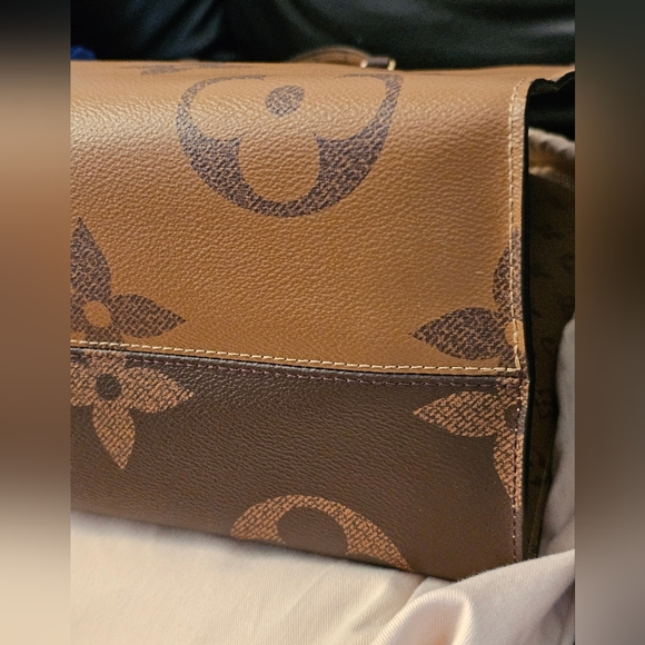 Monogram Giant OnTheGo GM Tote Reverse Canvas Brown Torron Handles Italy - Picture 7 of 17